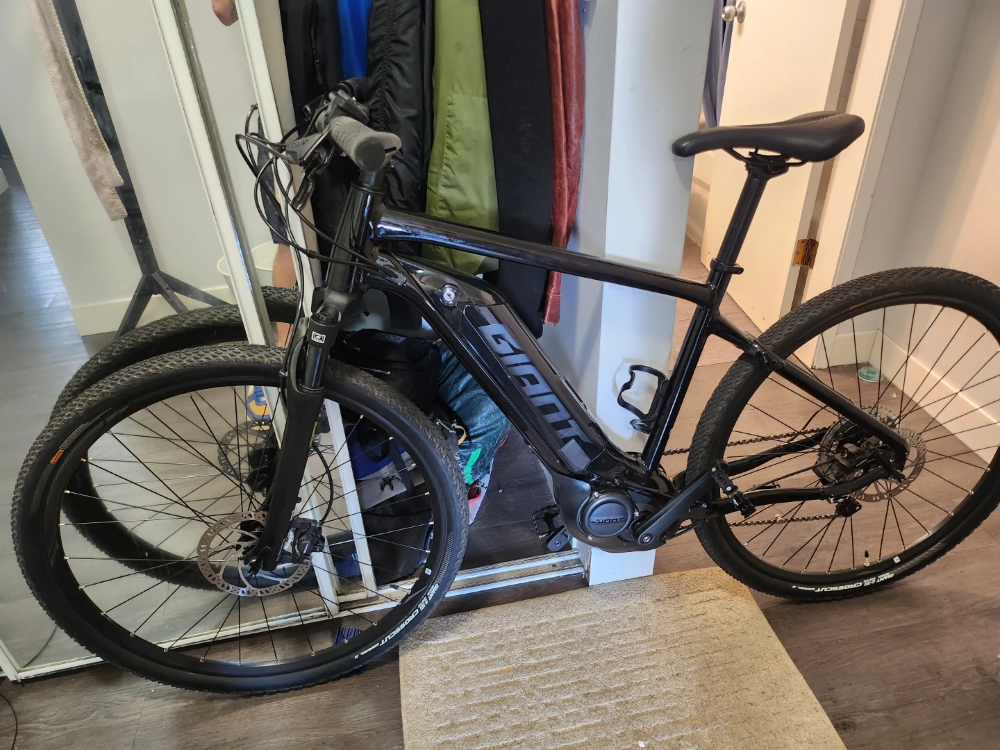 Giant Talon E+ Electric Bike