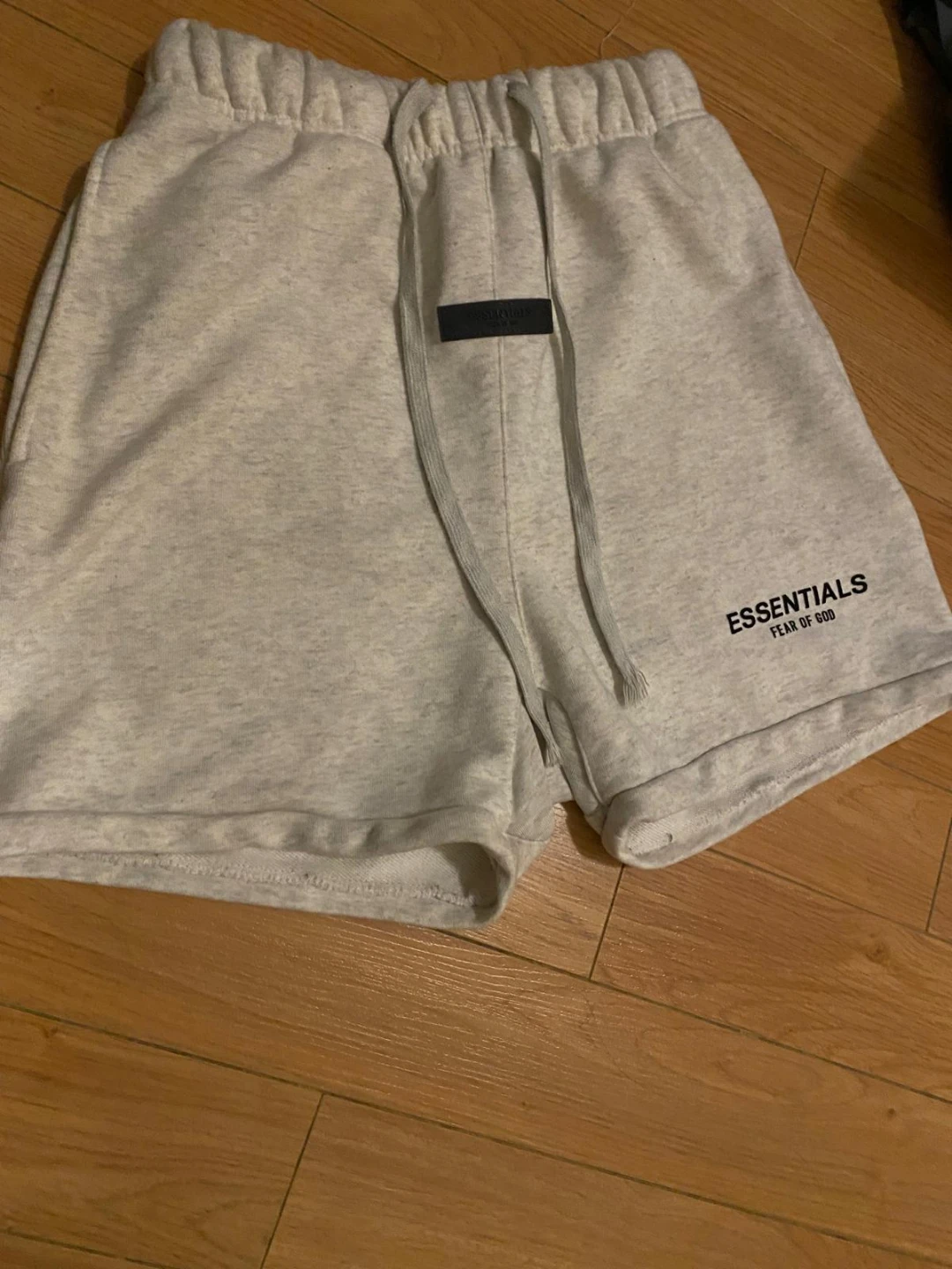 Essentials shorts light oatmeal - photo 2