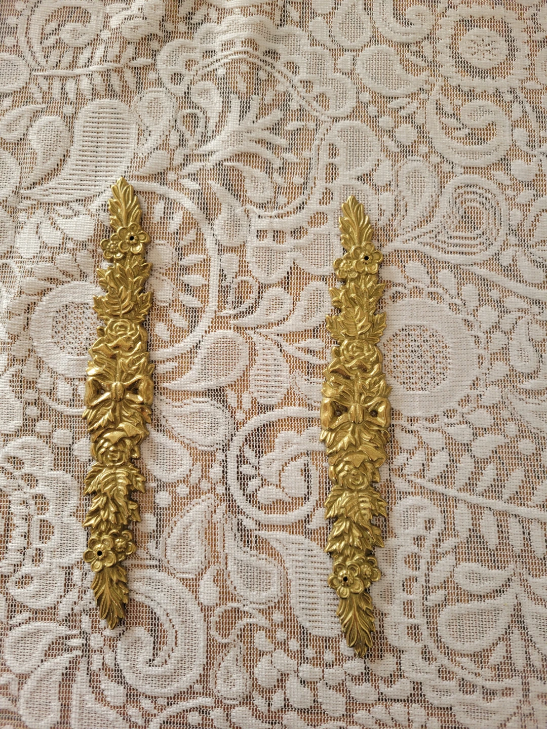Vintage Brass Bombay Ornate Rose and Bow Ormolu Embellishments - photo 2