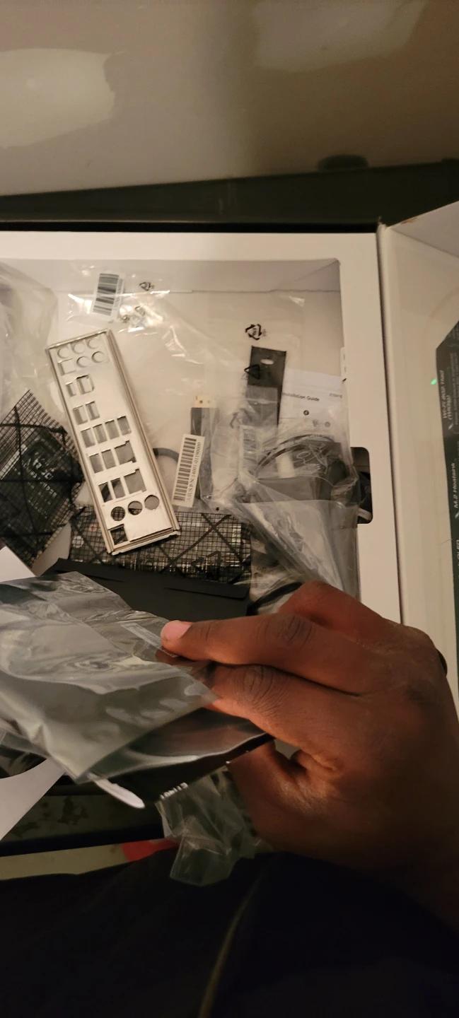 ASUS Motherboard Components and CPU Cooler - photo 4