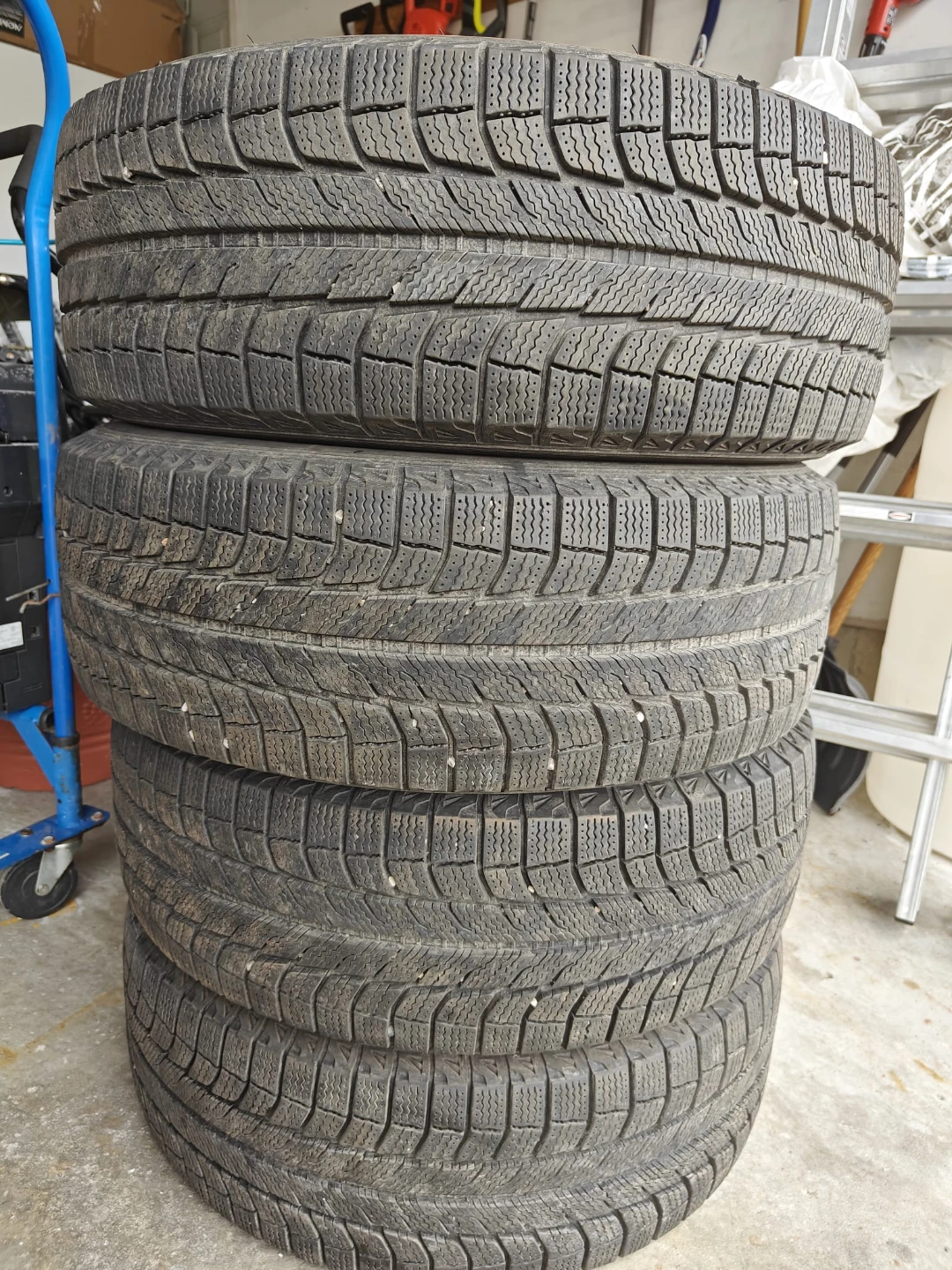 Michelin X-Ice Snow Winter Tires - 235/60R17 - photo 4