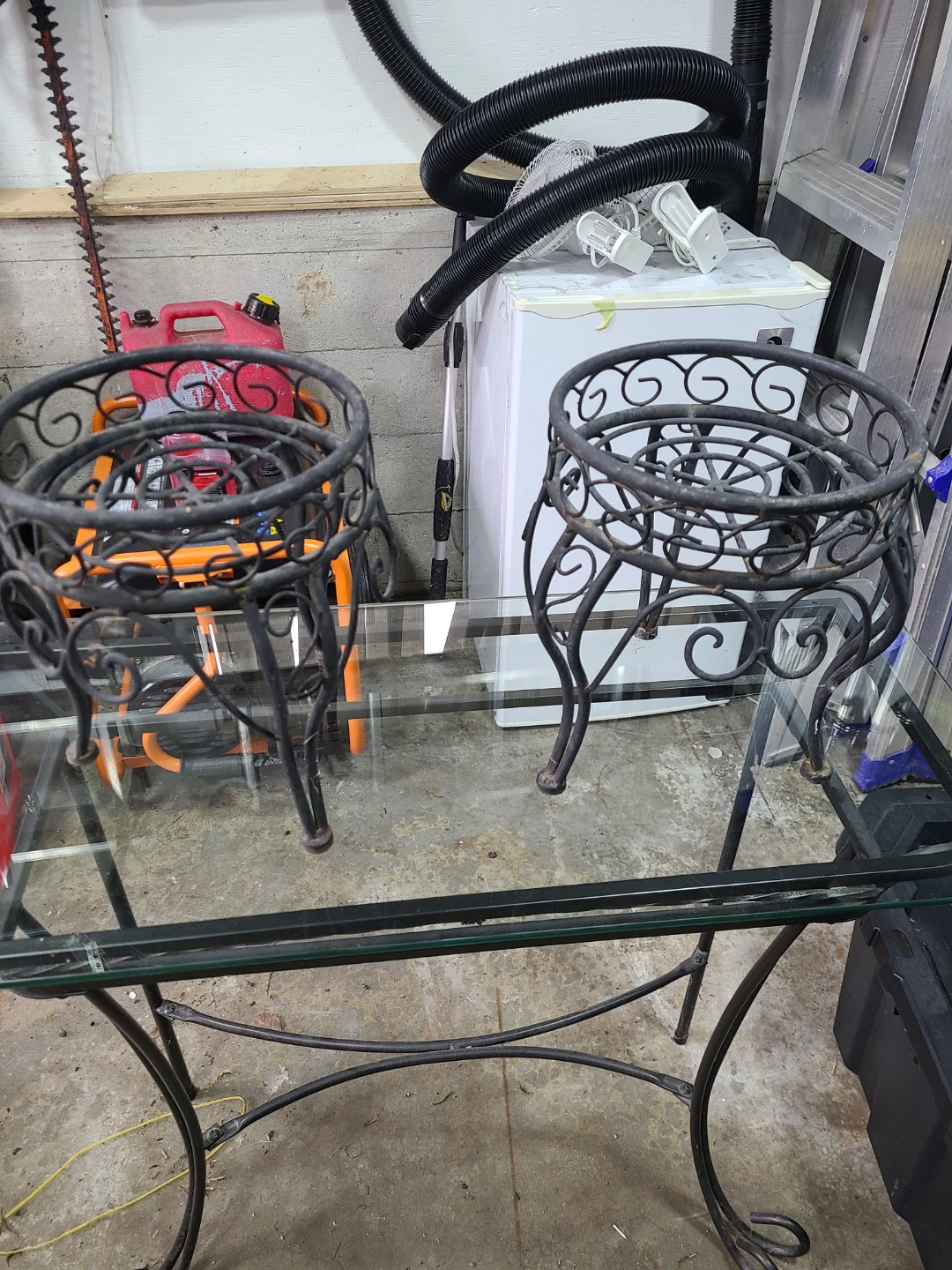 Set of 2 Metal Plant Stands - photo 2