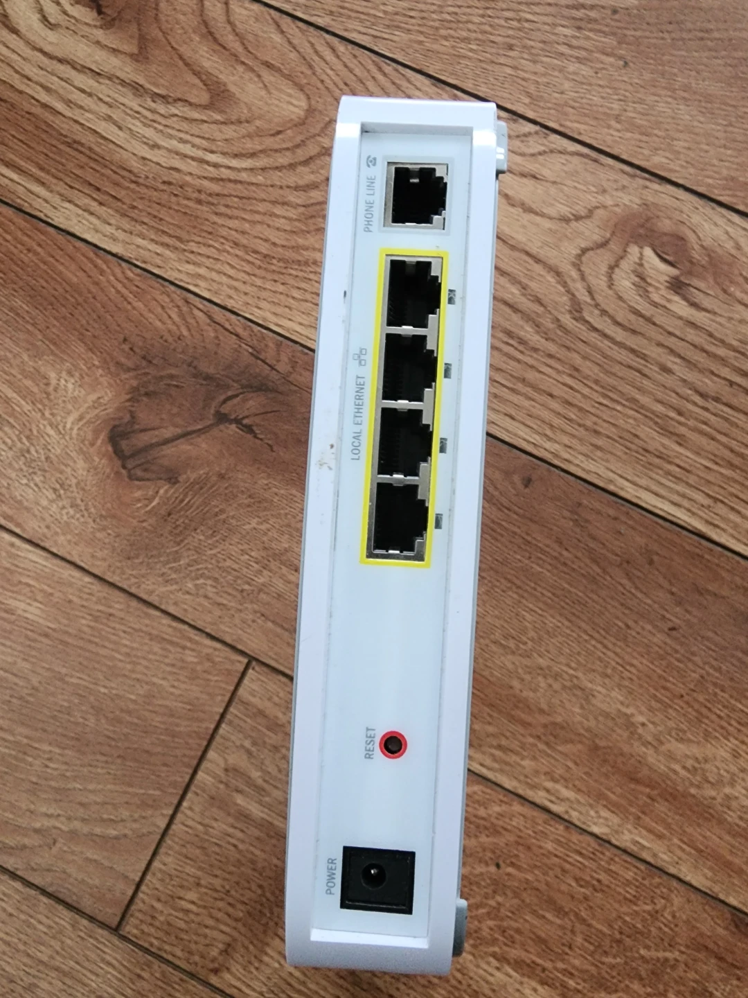 Bell 2Wire Gateway Router - photo 3