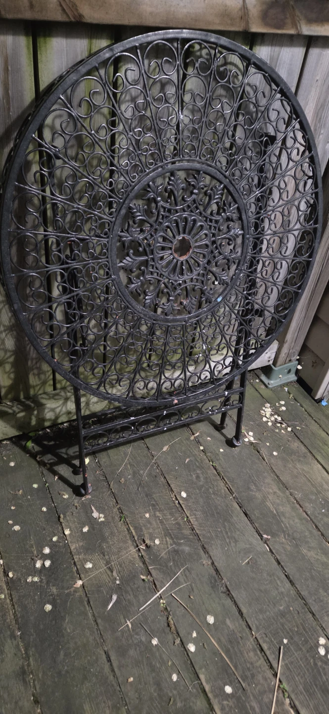 Black Metal Round Outdoor Table - photo 2