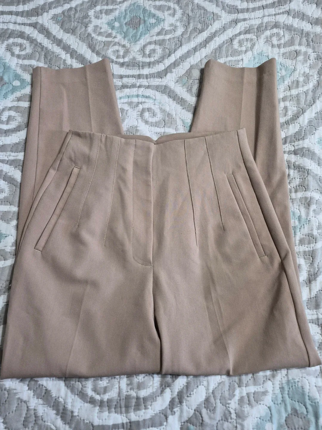 Ladies Size Small Zara Sand Beige Dress Pants