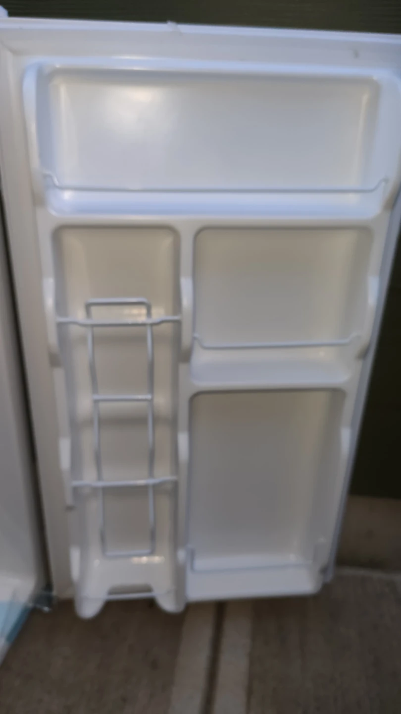White Mini Fridge - photo 3