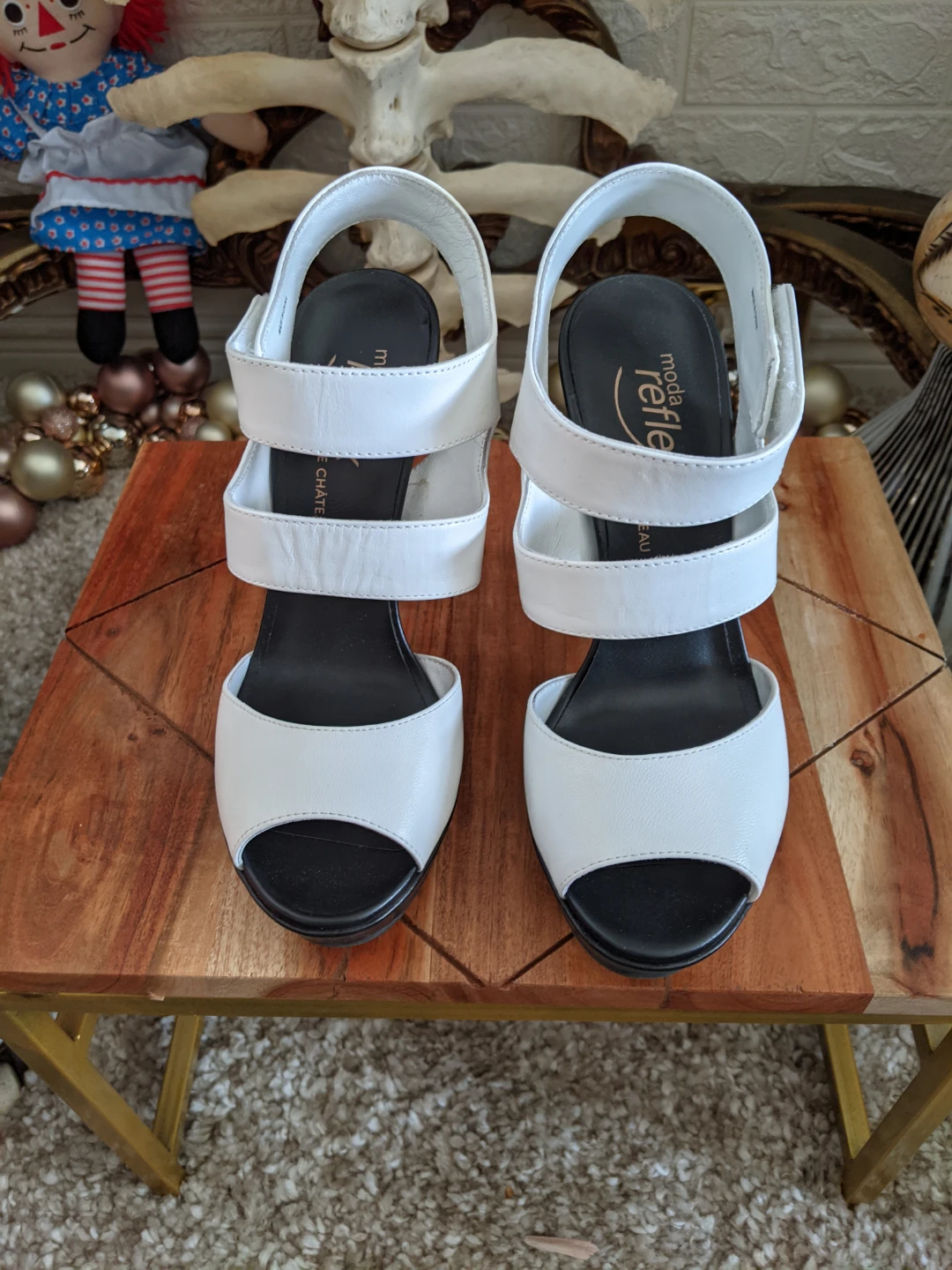 Le Château White Heels Size 8 - photo 2