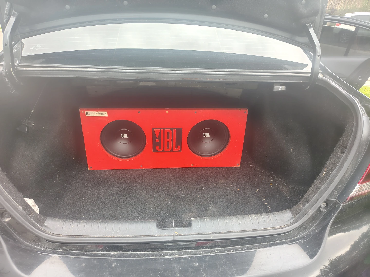 JBL Dual 12-Inch Subwoofer Box