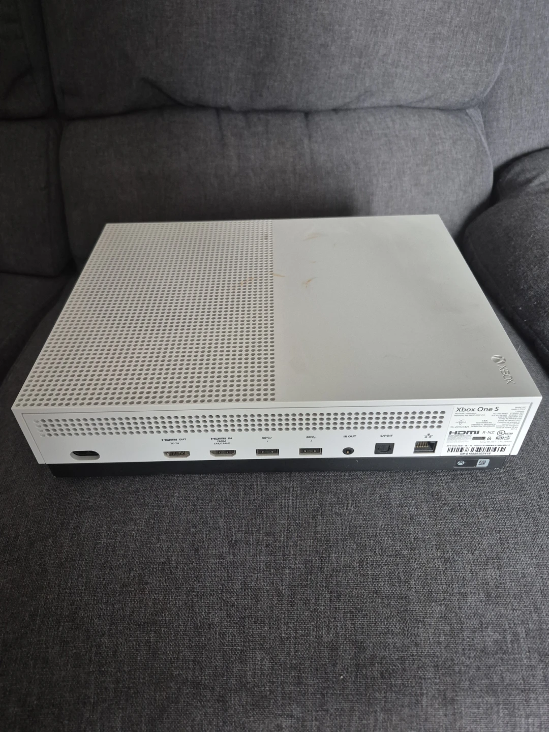Xbox One S Console + Cables - photo 2