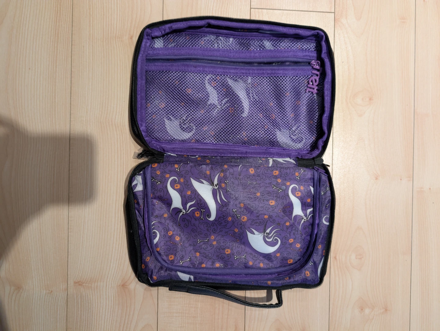 Melt nightmare before Christmas make up bag - rare - photo 2