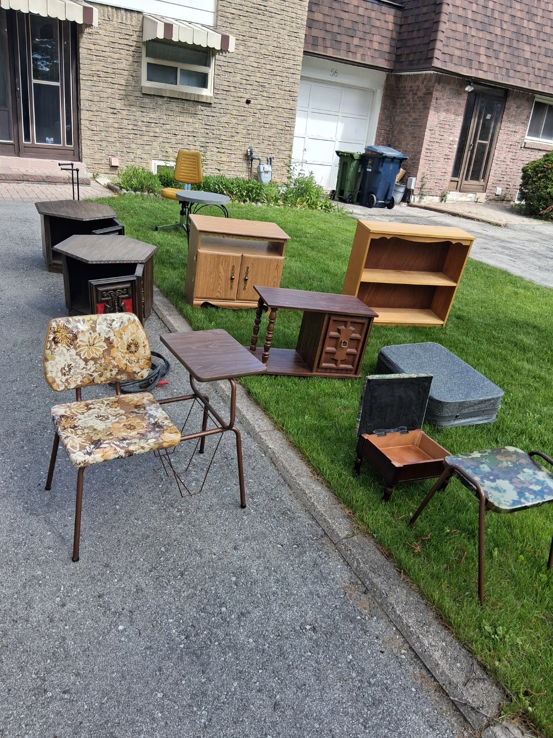 Assorted vintage accent chairs and side tables