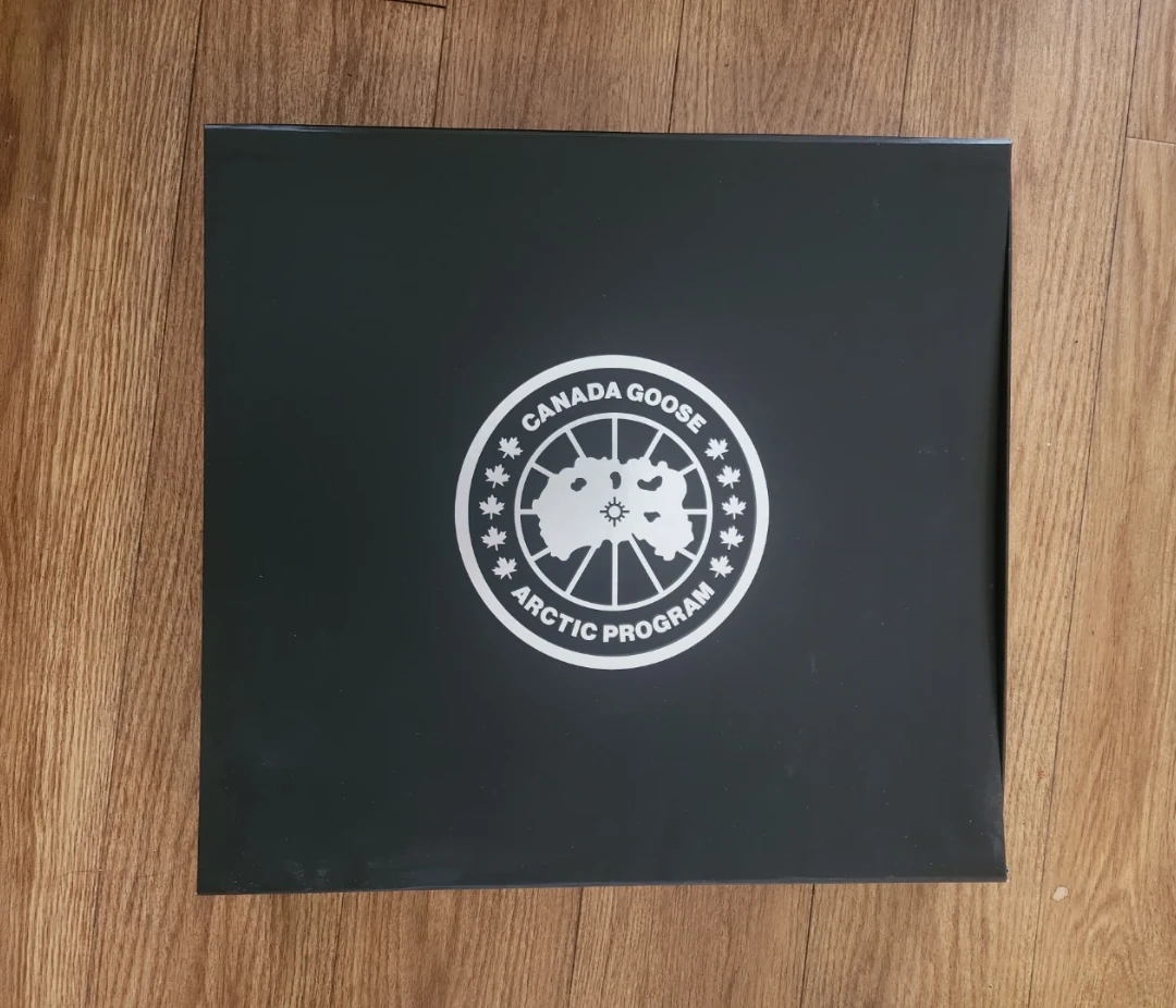 Canada Goose Gift Box