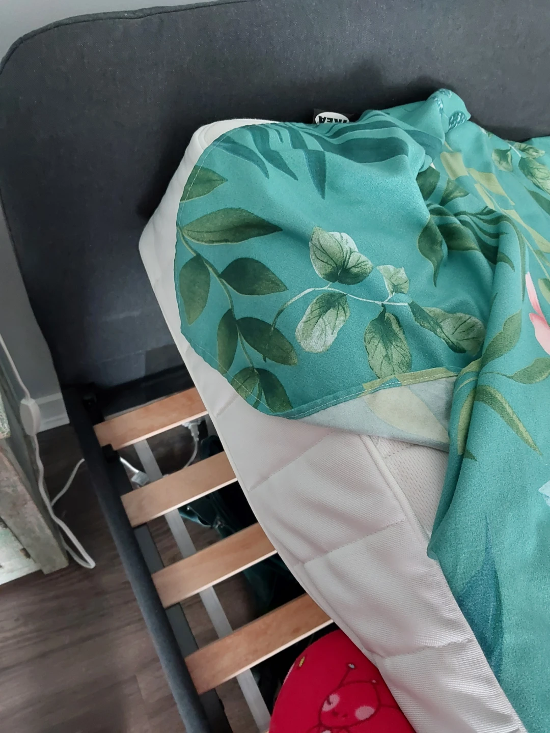 Bed frame + mattress, size full