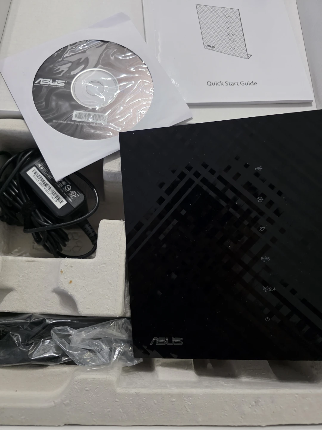 ASUS RT-N56U Dual-band Wireless-N600 Gigabit Router - photo 3