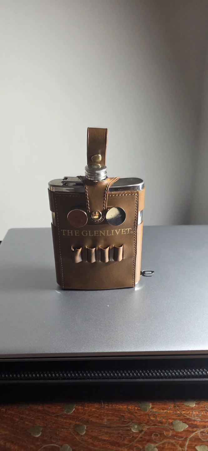 The Glenlivet Leather Flask Holder - photo 4