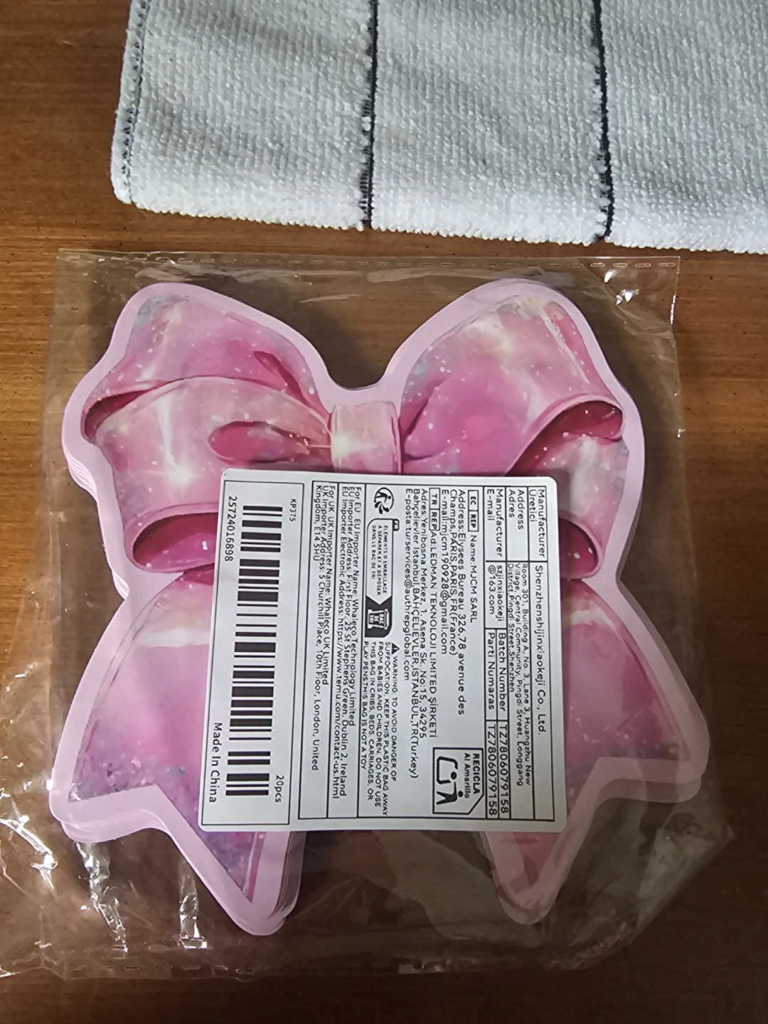 Pink Bow Shaped Invitation Cards