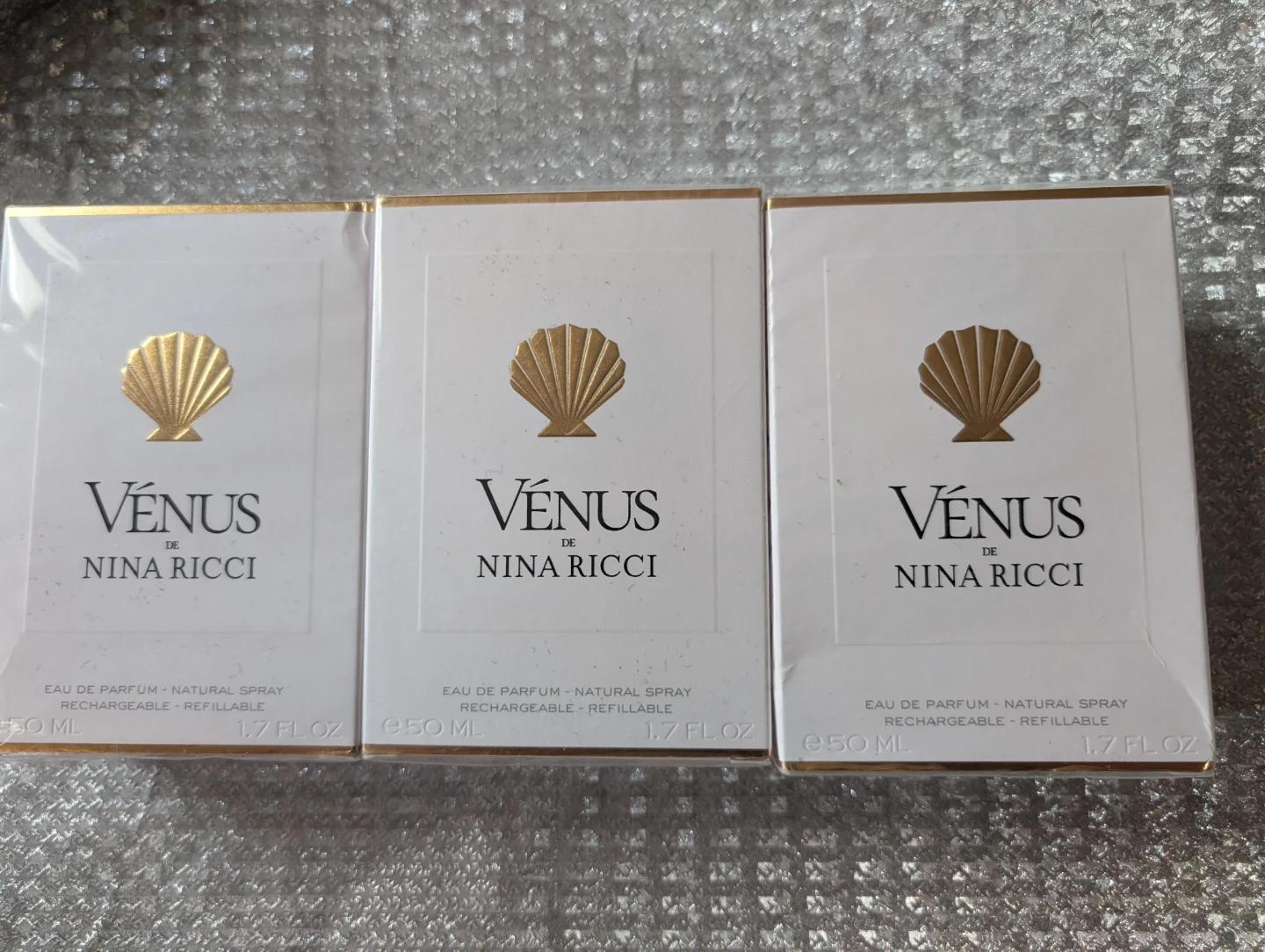 Nina Ricci Venus Eau de Parfum Natural Spray 1.7 oz (3 Pack) - photo 2