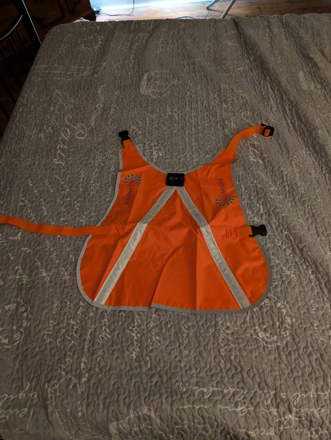 Illumiseen Reflective LED Safety Vest - photo 4