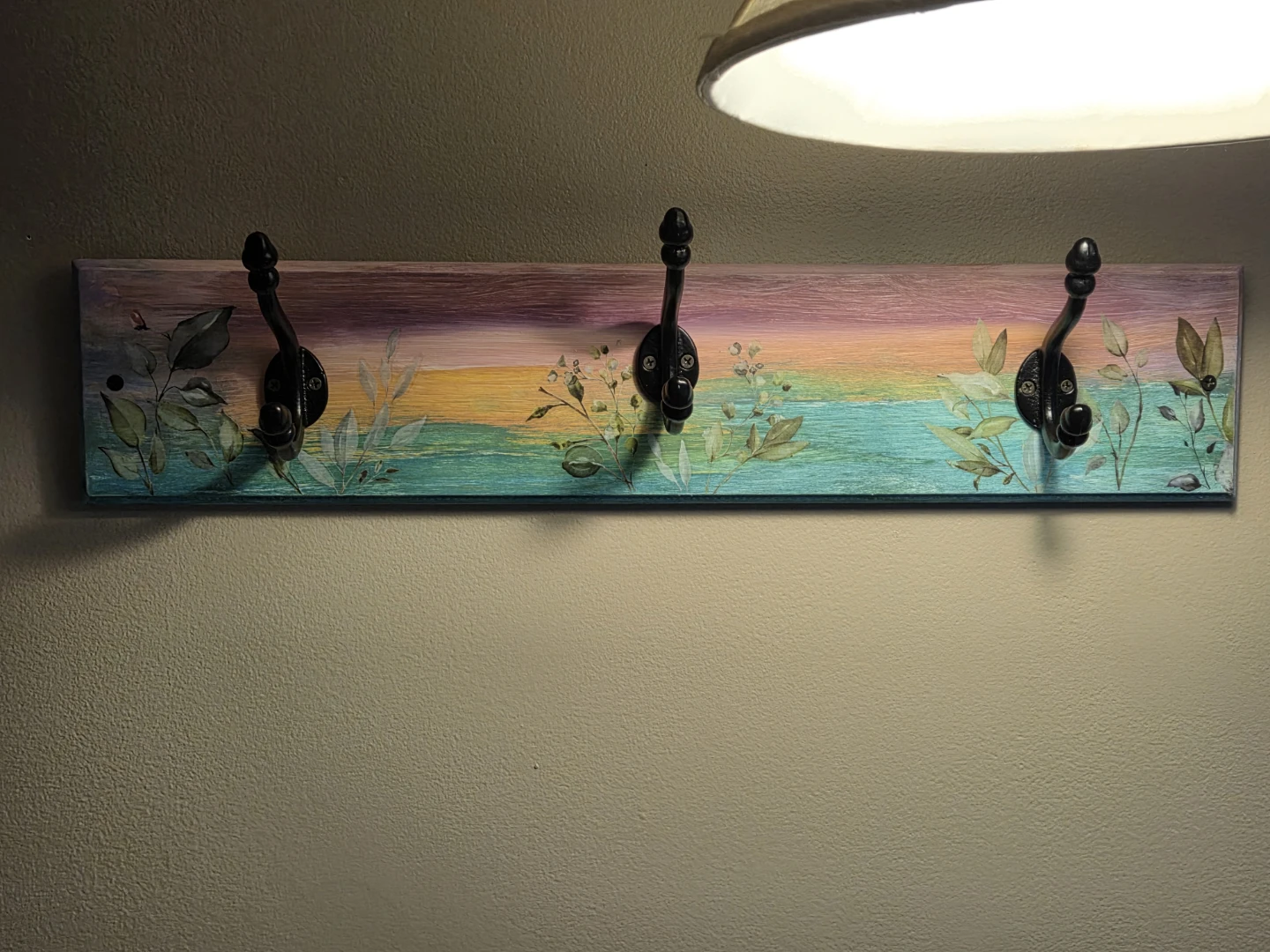 Decorative Wall Coat Rack with 3 Hooks