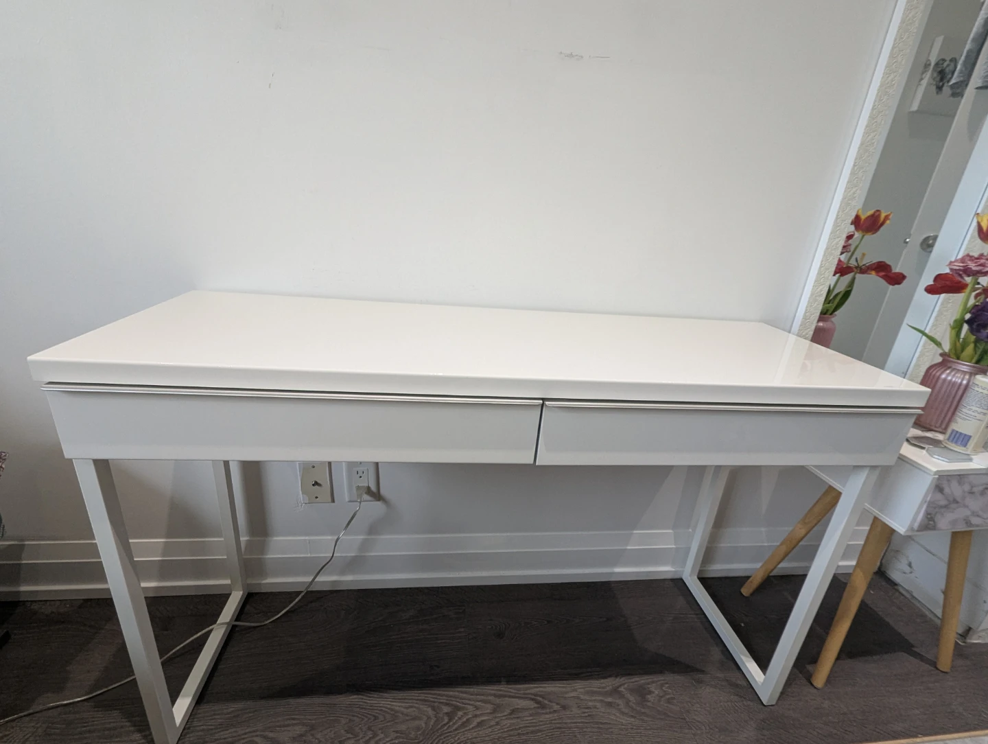Ikea Besta Burs Desk 120x40cm