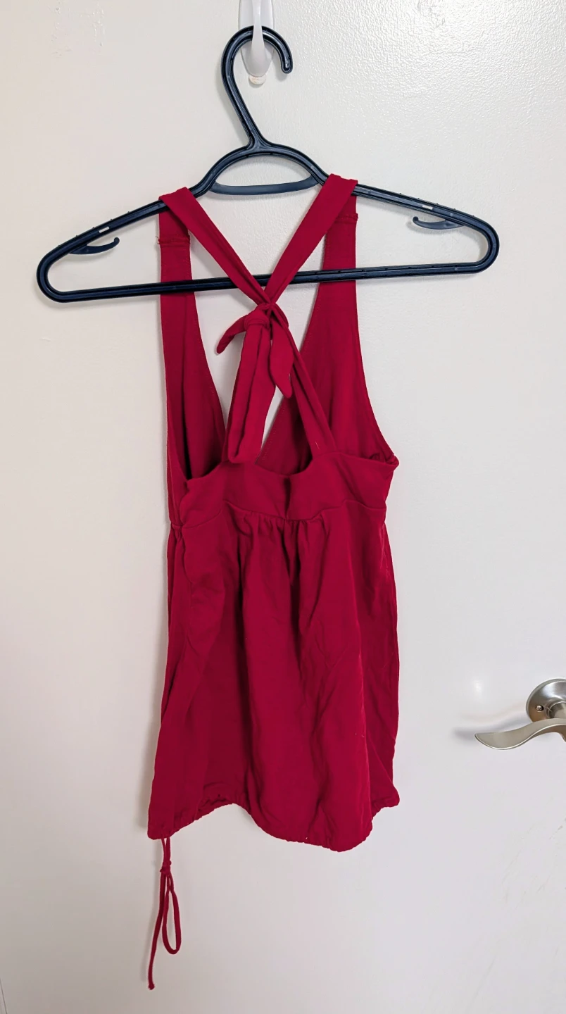 Urban Heritage Red Tank Top - Women's Size Medium - photo 3