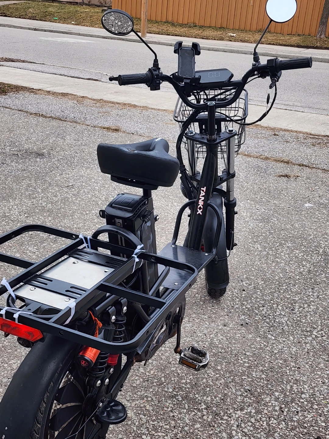 TANXX Electric Scooter with Basket and Rack - photo 2