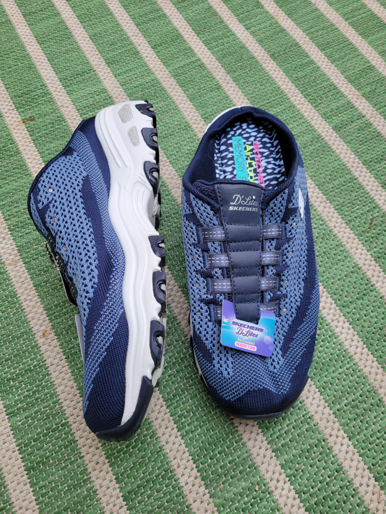 Skechers D'Lites Women's Blue Slip-On Sneakers Size 8.5 - photo 2