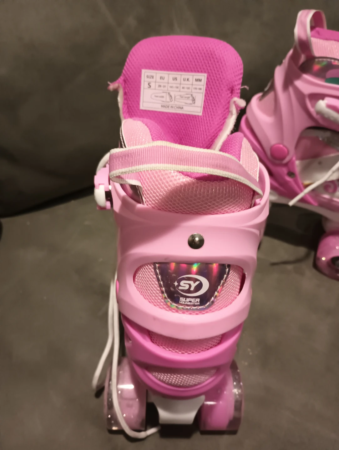 Pink Roller Skates - Size S - photo 2