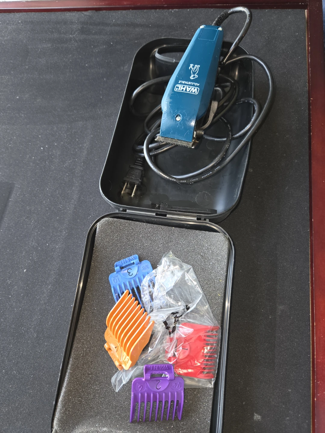 Wahl Adjustable Pet Clippers with Attachments