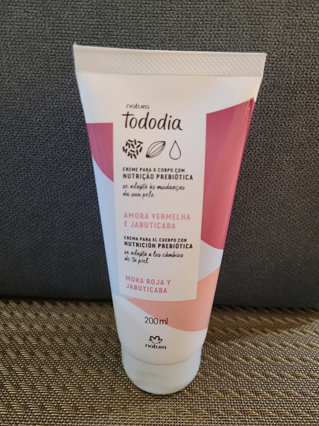 Natura Tododia Red Berries & Jabuticaba Body Cream 200ml