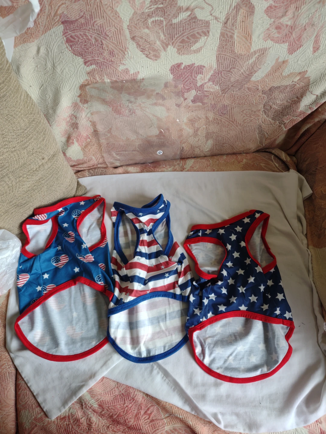 Medium size pet clothes - photo 2