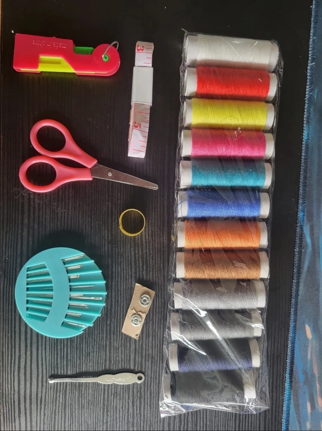 Sewing kit