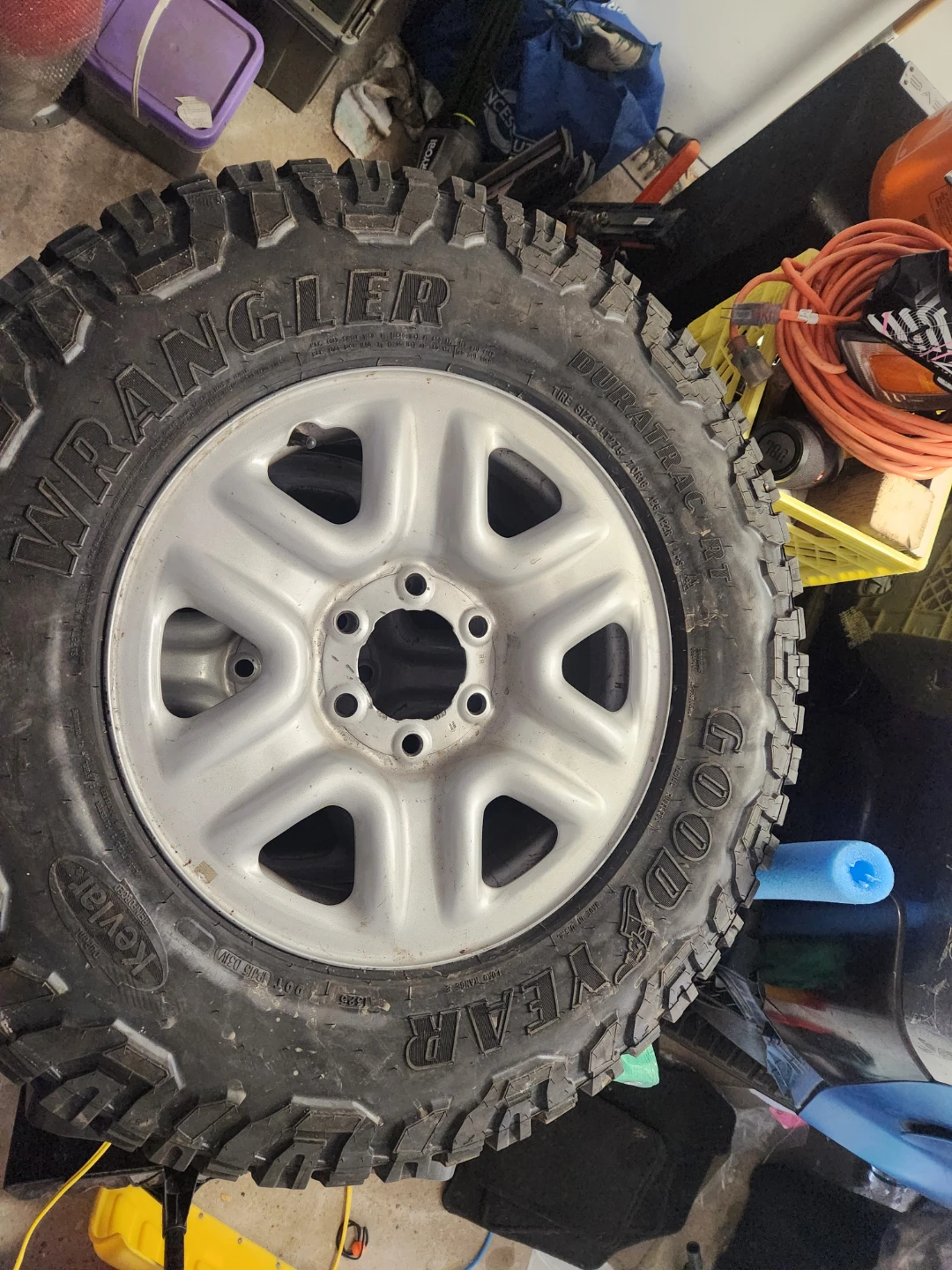 FULL SET BRAND NEW Goodyear Wrangler Duratrac LT275/70R18 Tire