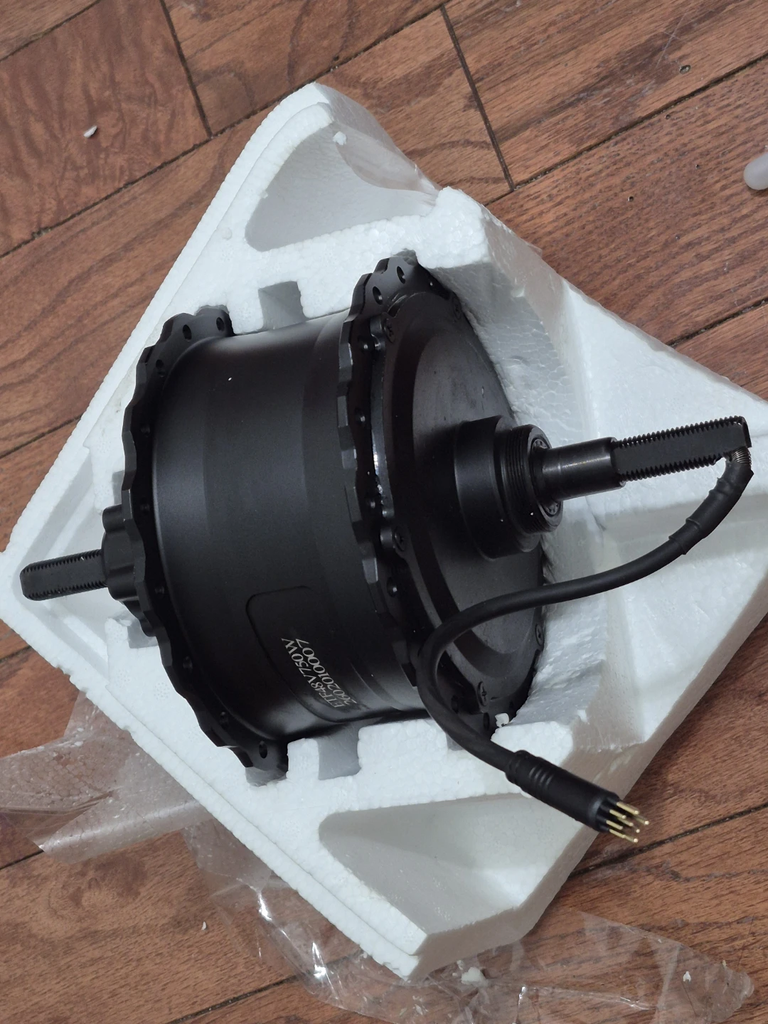 48V 2000W E-bike Hub Motor - photo 4