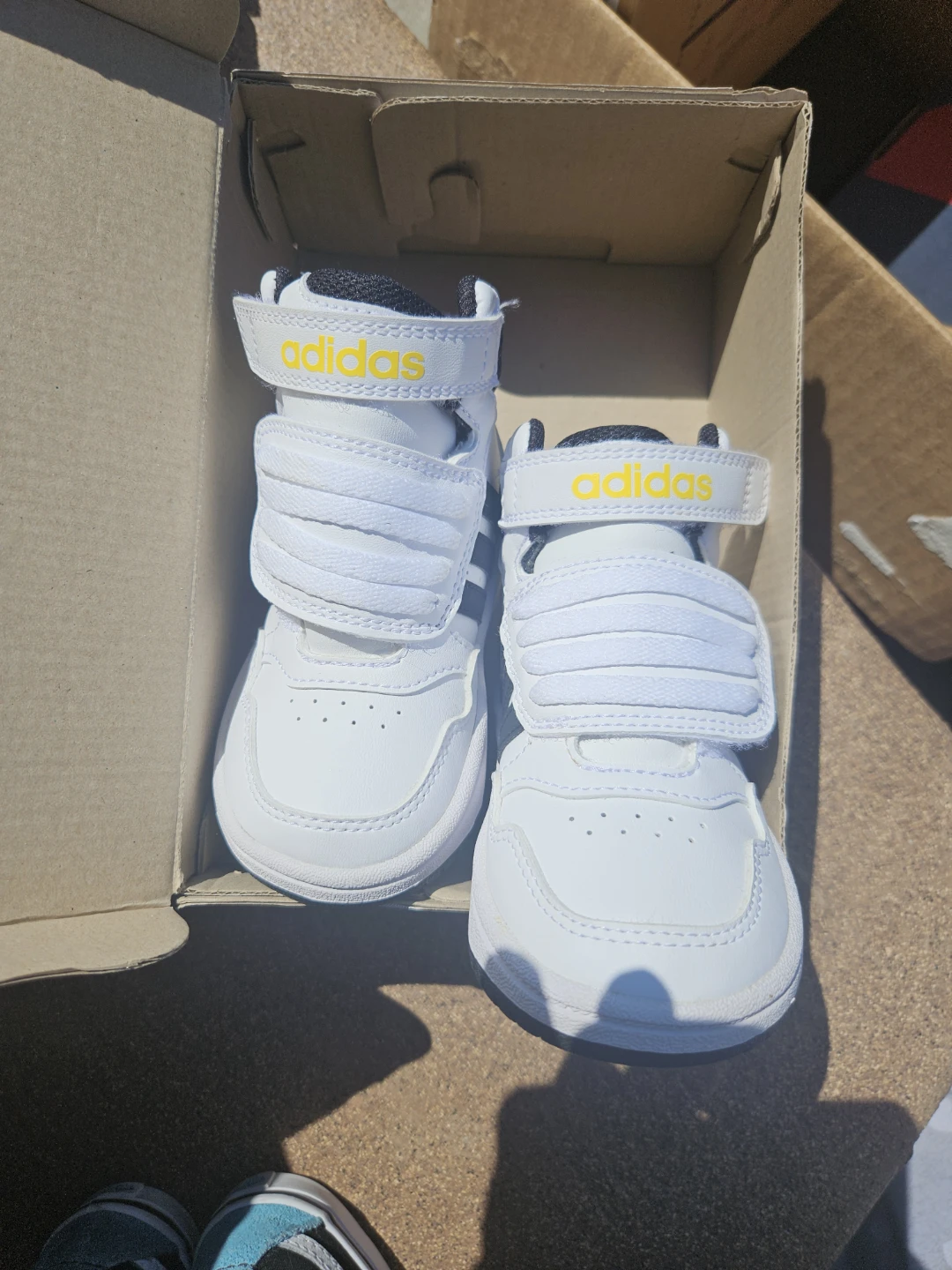 Adidas Kids White Velcro Sneakers. Size Us 6K
