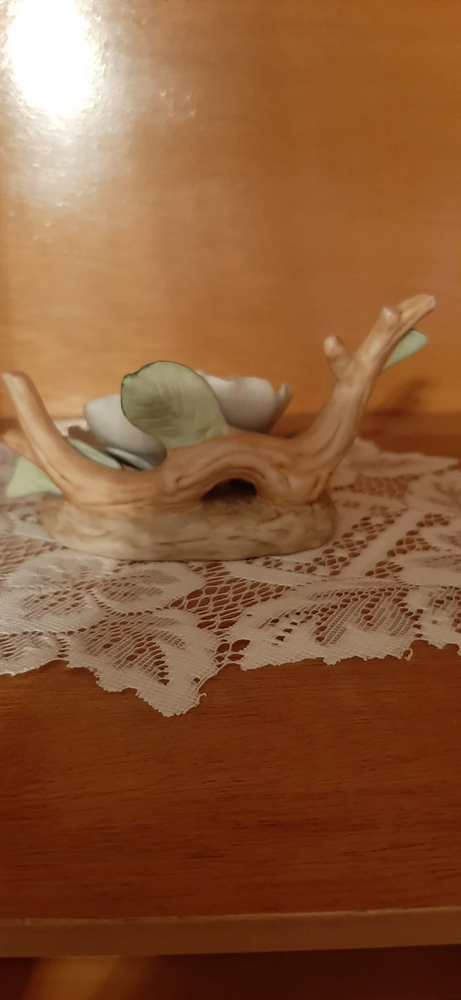 Lefton China Yellow Magnolia With Ladybug. - photo 2