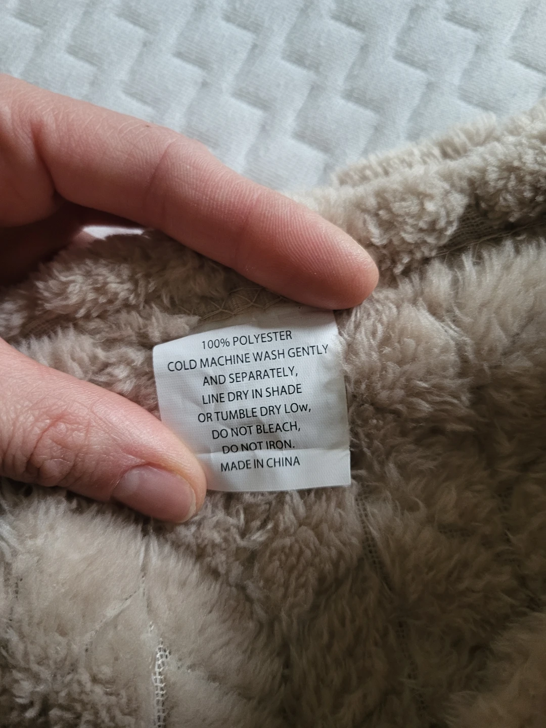 Cozy Fleece Throw Blanket - photo 2