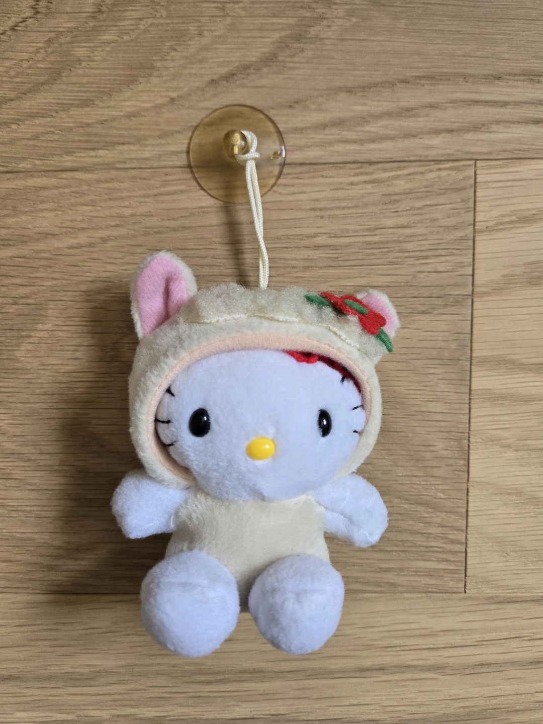 Vintage Hello Kitty Lamb Sanrio Plush Toy Doll  Suction Cup