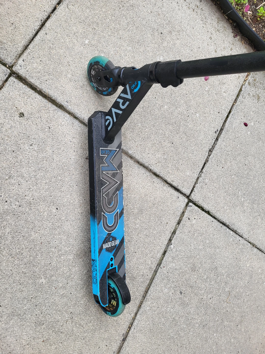 Madd Gear MGP VX9 Pro Scooter Toy - photo 3