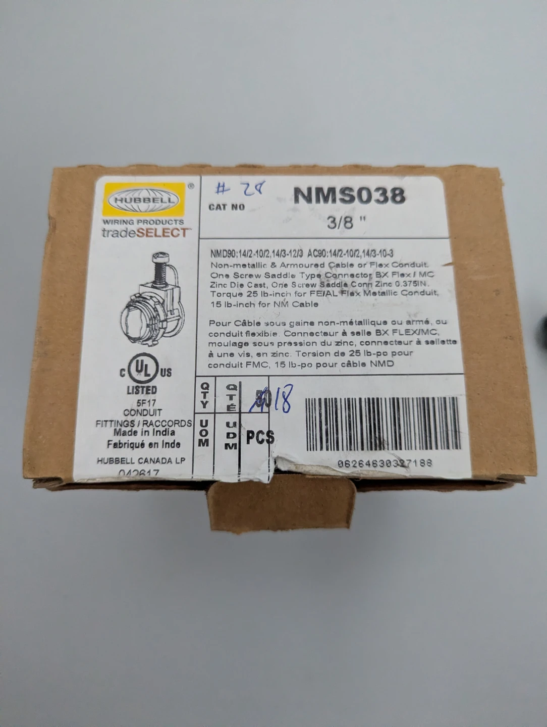 Hubbell NMS038 3/8" Non-Metallic & Armoured Cable Connector. - photo 2