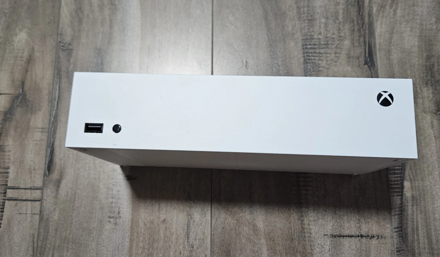 Xbox Series S 1TB Console - photo 4