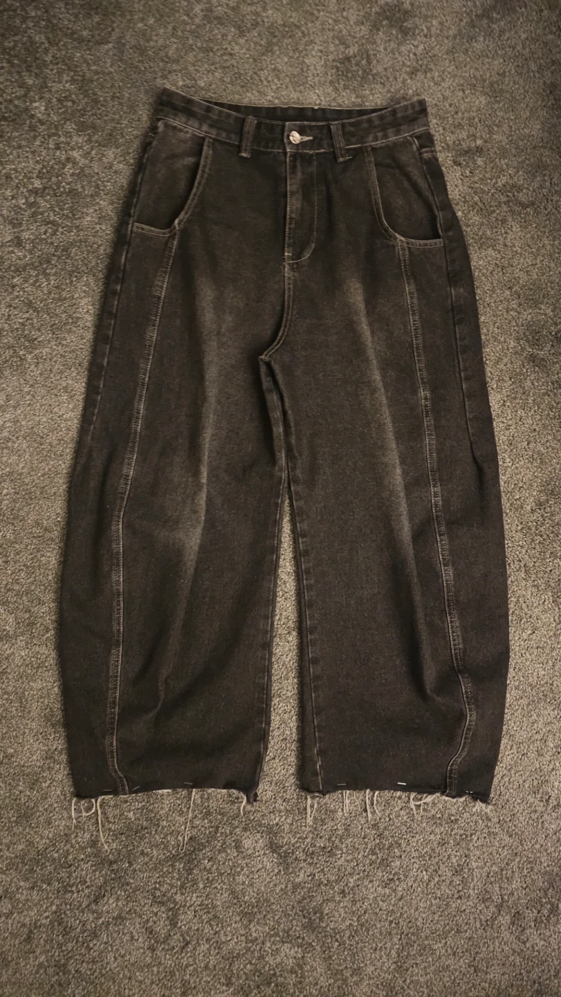 Black Barrel Jeans