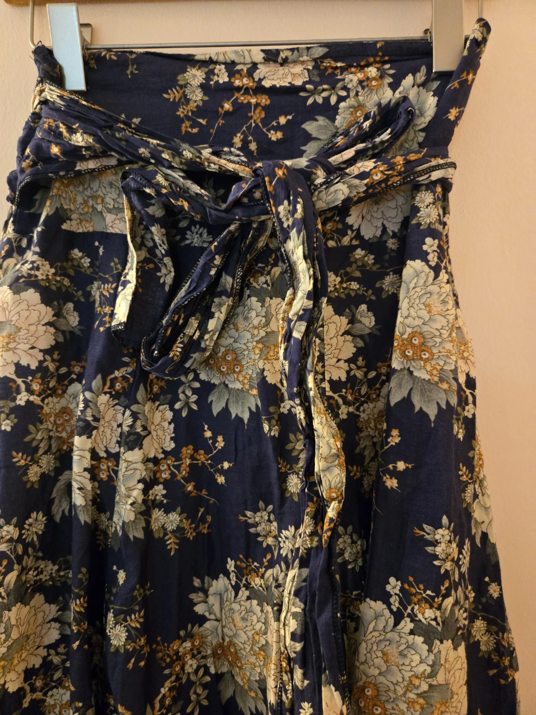 TRENDING FEMININE BOHO FLOWY BOTTOMS - photo 4