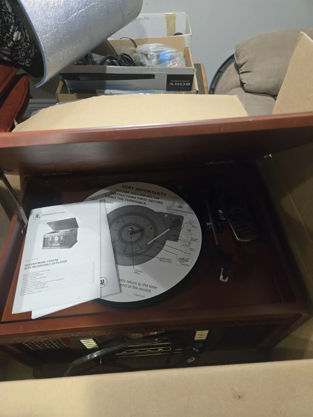 Innovative Technology Music Center with Turntable and CD Player - photo 3