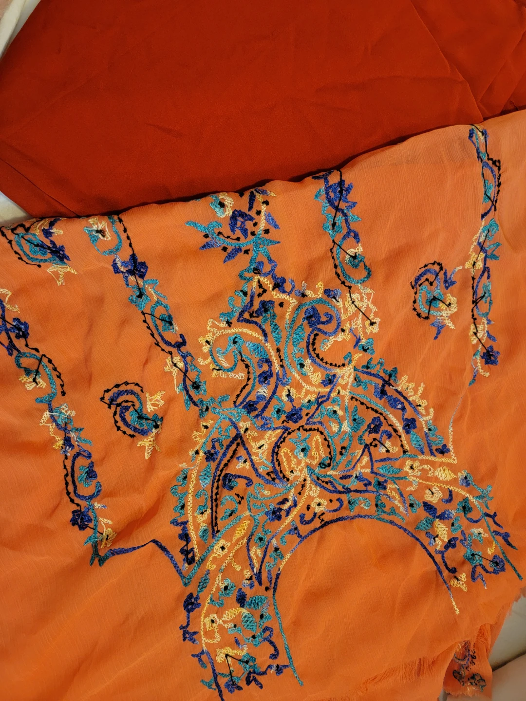 Embroidered Orange and Red Fabric Set - photo 2