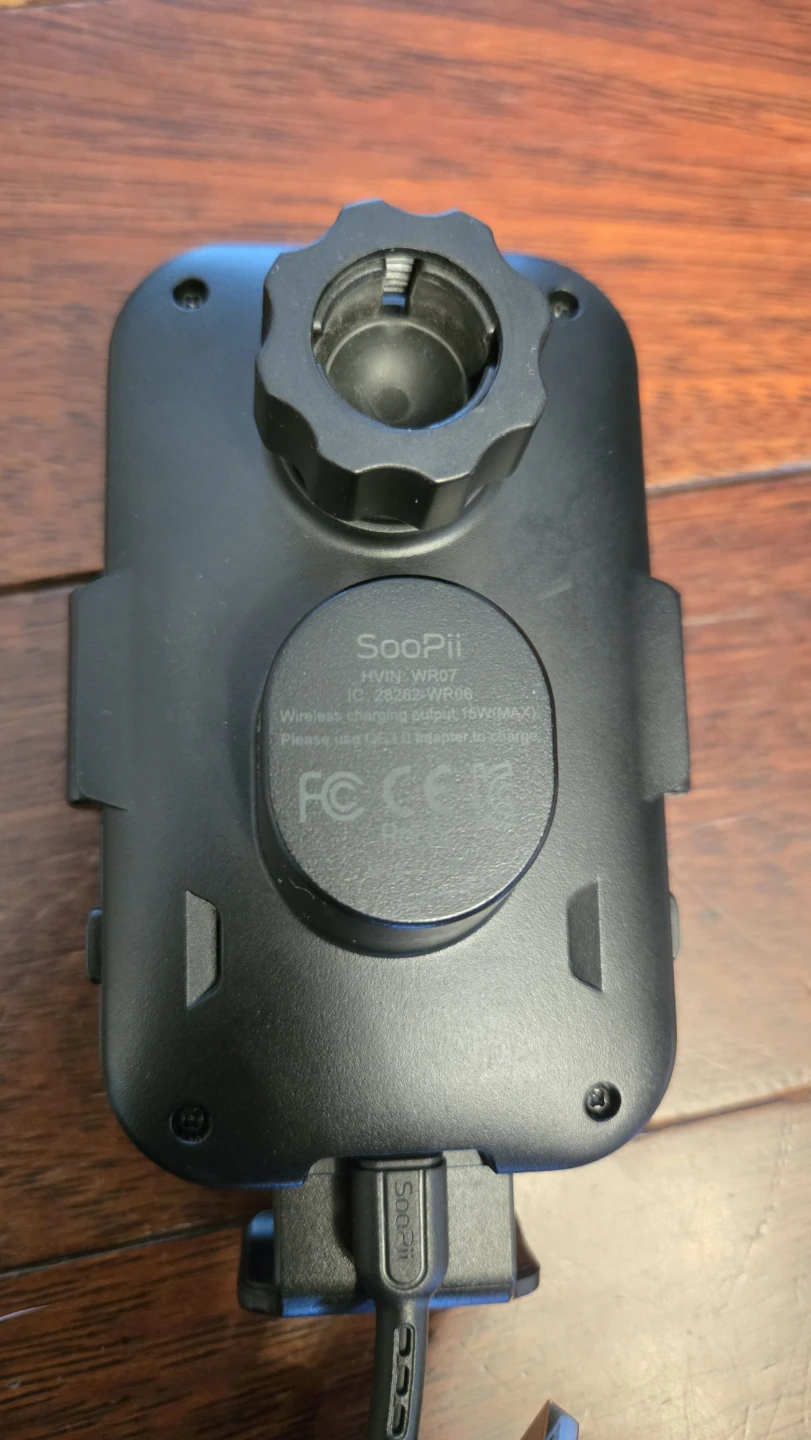 SooPii Fast Wireless Car Charger - photo 3