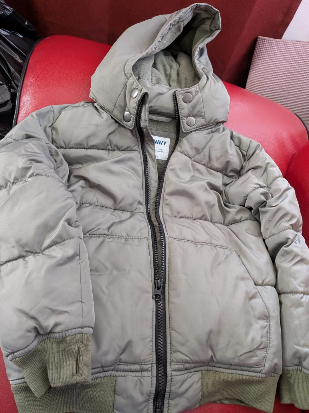 MOS: Old Navy Puffer Jacket - Size S (6-7) - Green