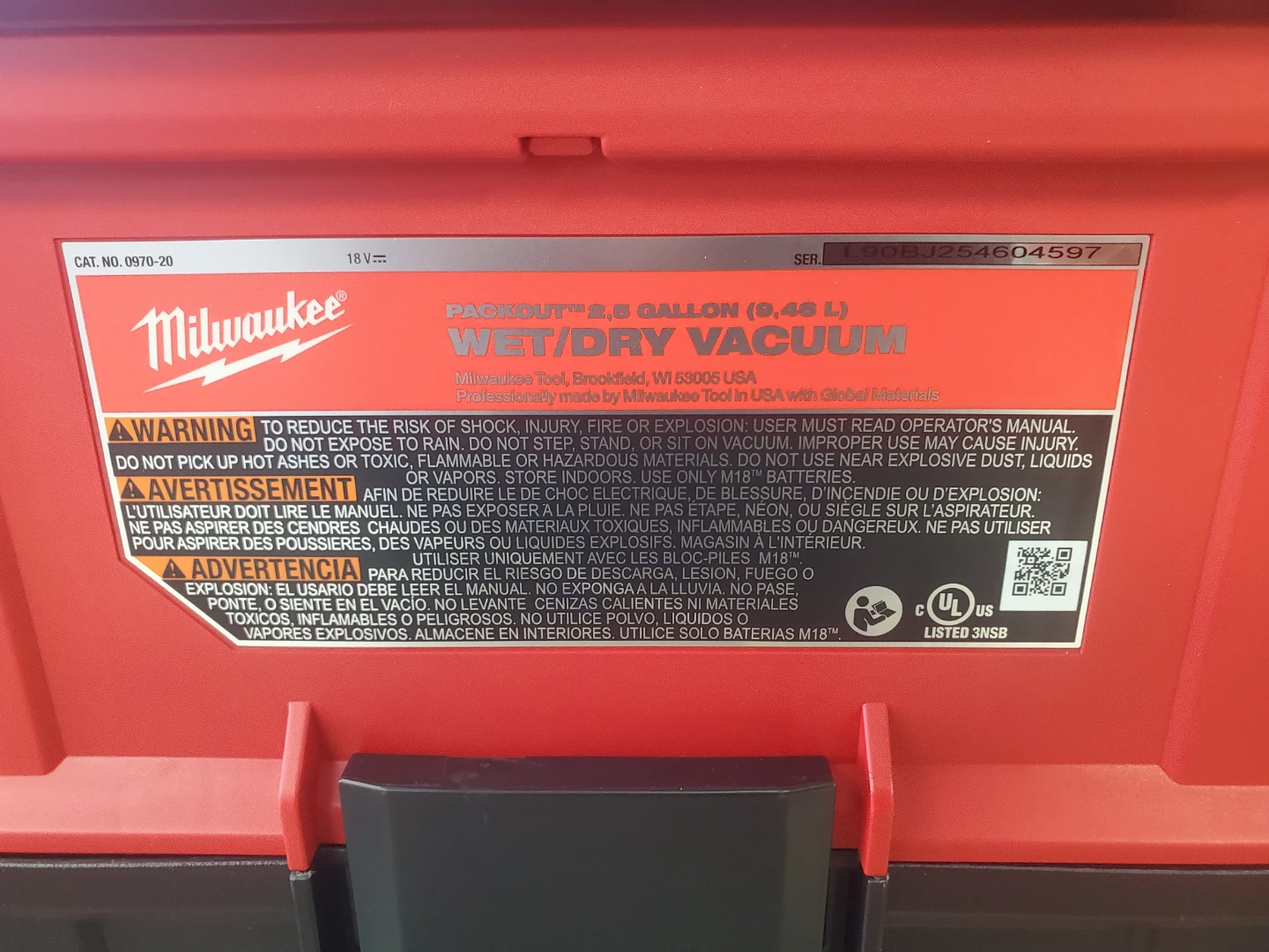 Milwaukee PACKOUT 2.5 Gallon Wet/Dry Vacuum - photo 2