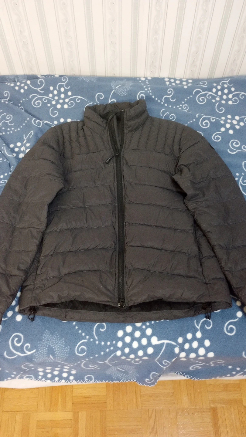 Canada goose light jacket