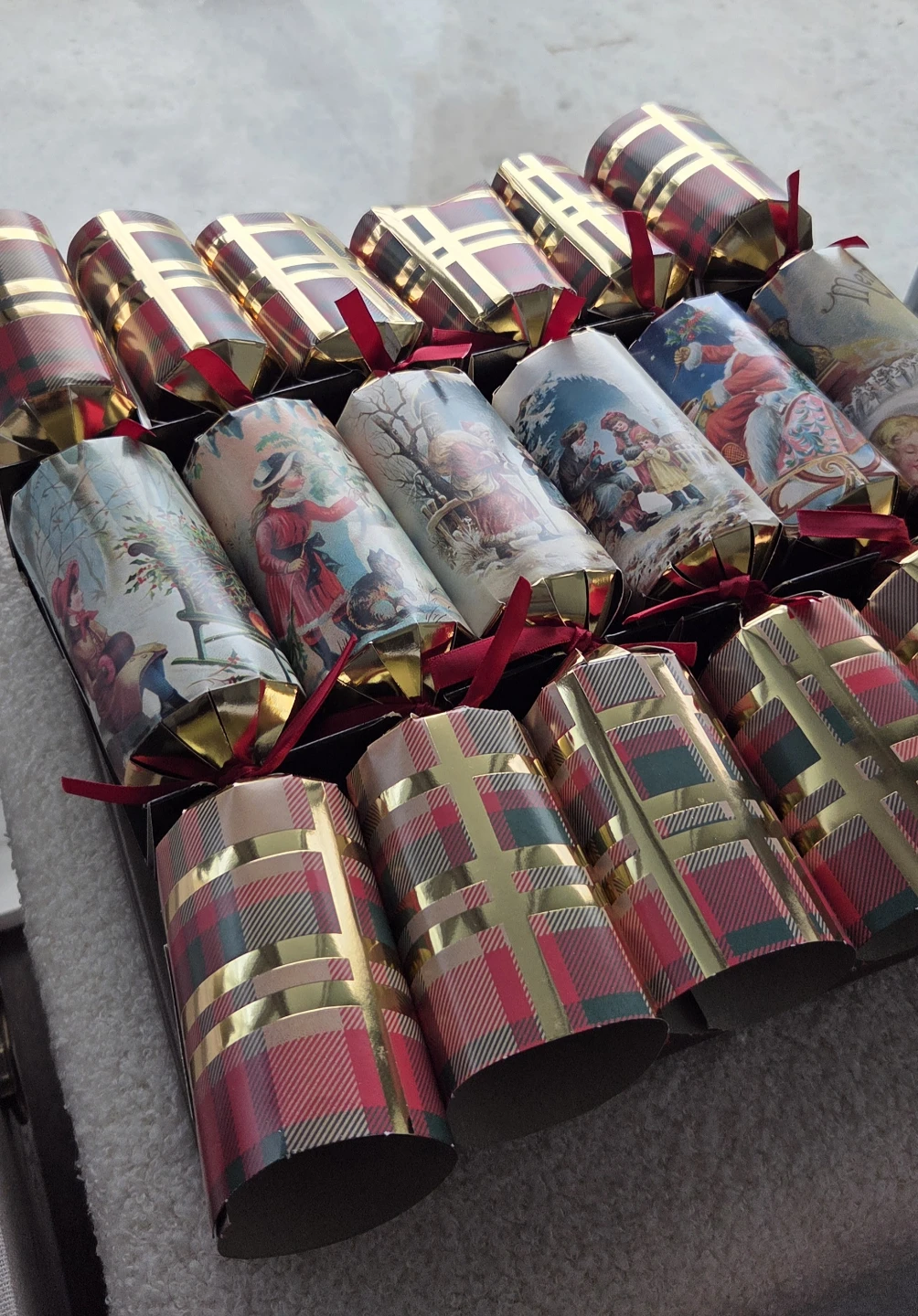 Christmas Crackers - Set of 6 - photo 2